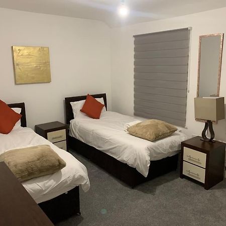 Beautiful 5Bedroom Hse-Contractor/Family/Corporate Dartford Eksteriør bilde