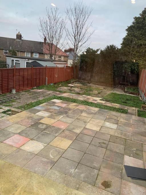 Beautiful 5Bedroom Hse-Contractor/Family/Corporate Dartford Eksteriør bilde